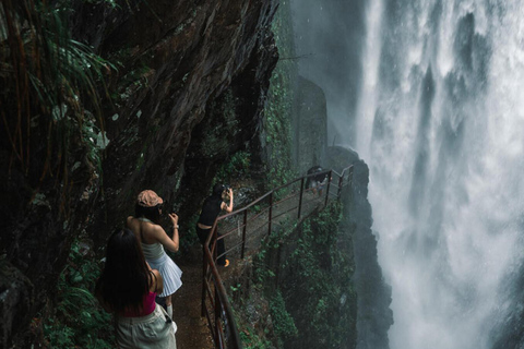 Hangzhou: Daye Valley Waterfalls Private Day Trip