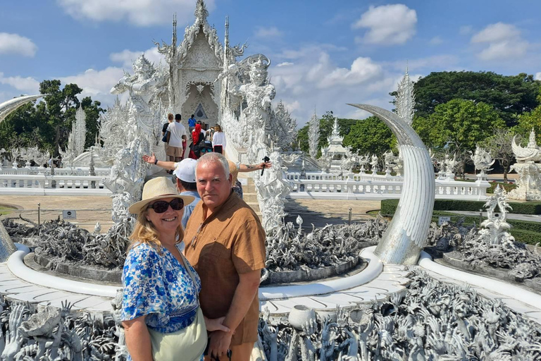 Chiang Rai: Explore 3 Highlight Temples (White, Blue, Red) Meeting Point: Wat Phra Singh (Hotels Outside Pickup Area)