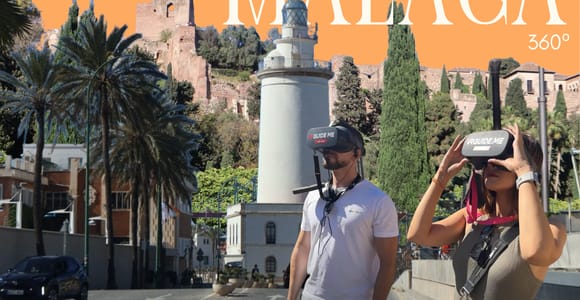 Málaga 360°: Panoramic View + Guided Walking Tour or VR Experience
