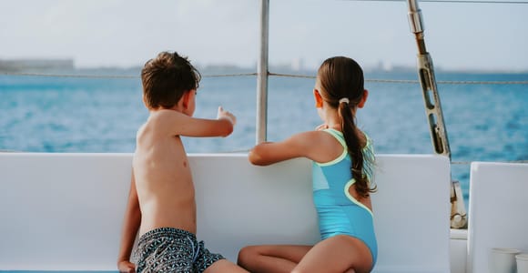 Aruba: Sailing and Snorkeling Experience with Drinks