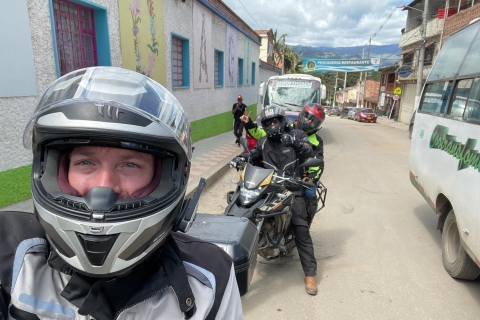 Von Bogota aus: La Chorrera Wasserfall MotorradtourLa Chorrera Wasserfall: 1 Tag All-Inclusive-Motorradtour