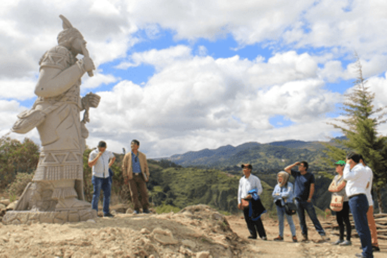Depuis Cajamarca : visite d'une demi-journée à Llushcapampa extrême