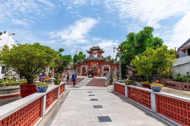 Journée complète de visite de la ville de Hoi An et des montagnes de marbre depuis la ville de Hue.Visite de groupe