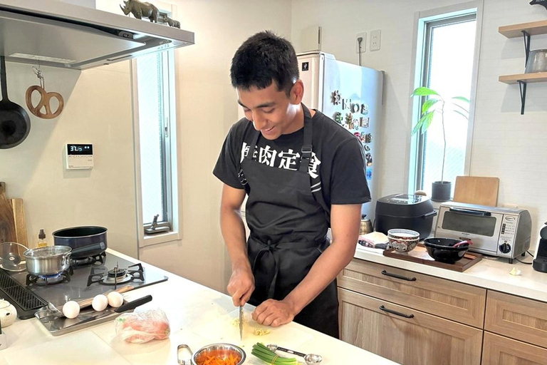 Nagoya: Make Homemade Tonkotsu Ramen from Scratch!