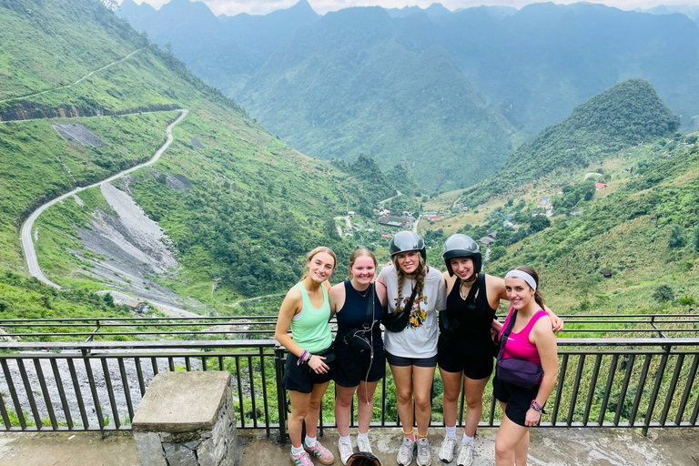 Ha Giang Schleife 3 Tage Tour Selbstfahren mit Tourguide