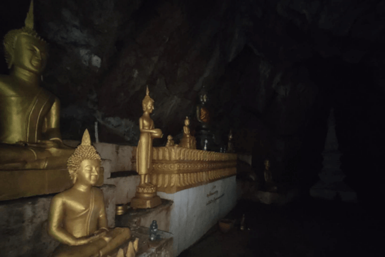 Luang Prabang: Xiengman Village Temple Half-Day Tour