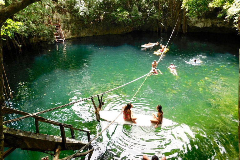 Cancún: ATV SHARE en Zipline avontuur met Cenote zwemmen