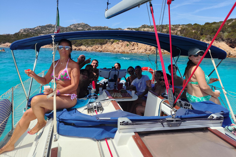 Tour des îles de l&#039;archipel avec déjeuner et boissons