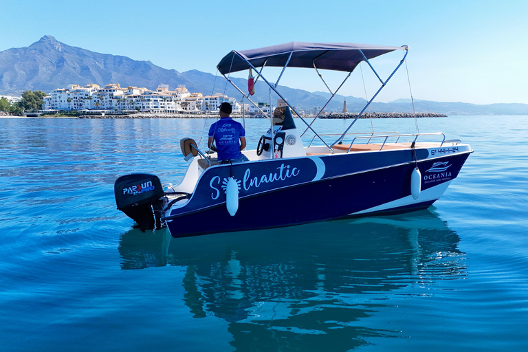 ماربيا: تأجير قوارب بدون ترخيص لمشاهدة الدلافينإيجار لمدة 30 دقيقة