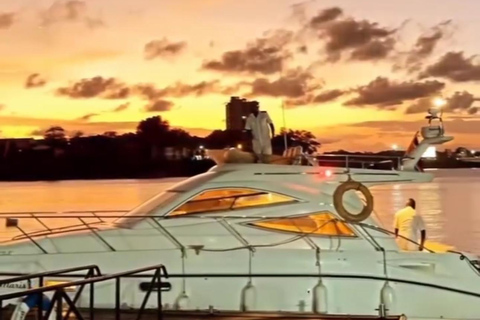 Mombasa Yacht Cruise: Sparkling Wine & Stunning Photography Ace Yacht