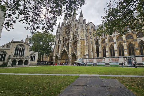 VIP Westminster Abbey & Upper Gallery and Buckingham Palace
