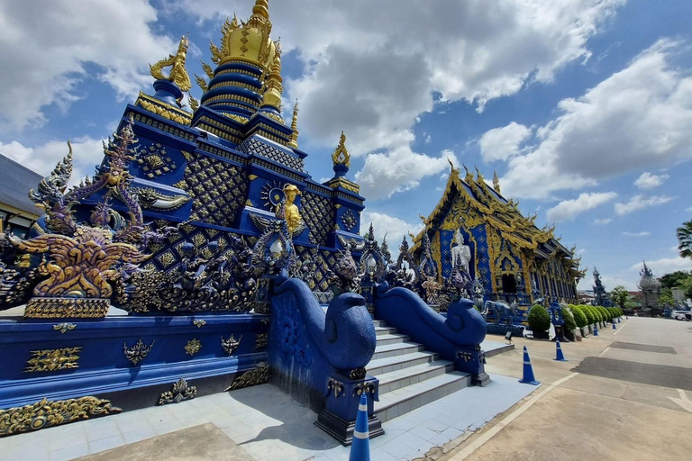 Lalita Cafe & Chiang Rai Temple(White+Blue) from Chiangmai lalita