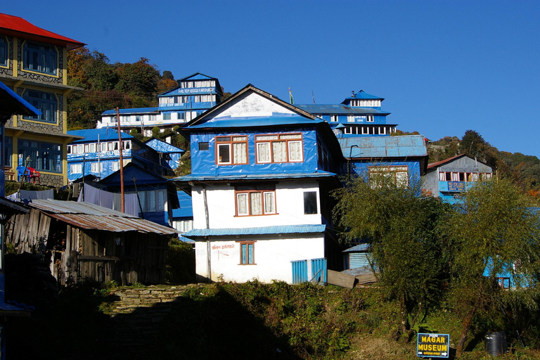 Pokhara: Excursión de 4 días a Poon Hill con alojamiento