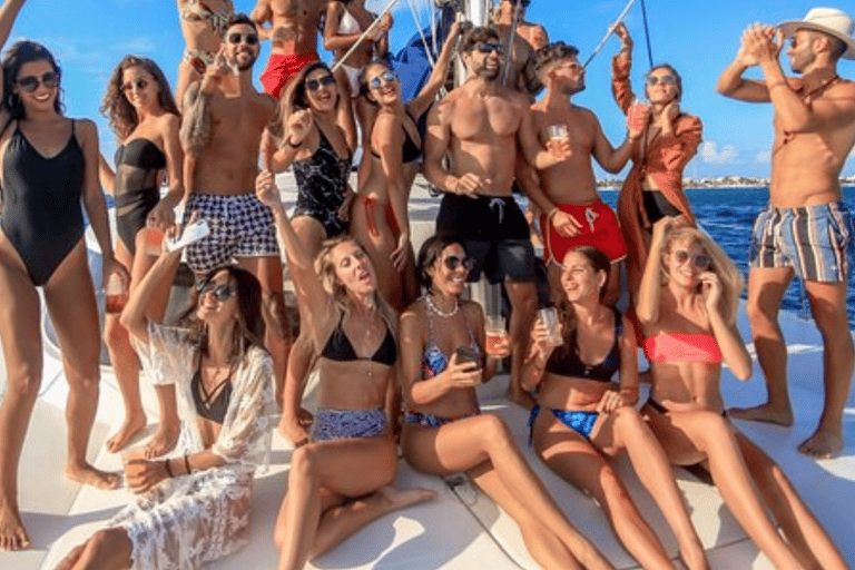 Wycieczka katamaranem na Isla Mujeres z Cancun All Inclusive