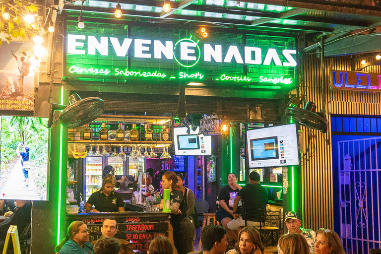 Santa Marta: Centro Histórico Bar and Club Crawl with Guide