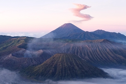Yogyakarta: Temple to Crater Overland to Bromo SHARED Tour Finish Bromo - No Ticket