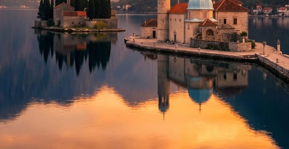 Kotor: Perast & Our Lady of the Rocks Sunset Speedboat Tour