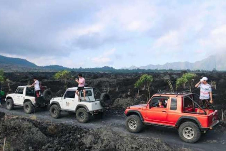 Kintamani: Jeep Sunrise Trekking with Hot Spring Kintamani 4WD Sunrise Tour with Natural Hot Spring Bath With Shuttle