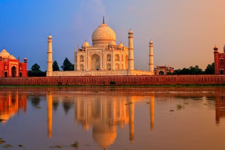 Vanuit Delhi: Taj Mahal, Agra Fort en Baby Taj TourTour met gids + alleen AC-auto