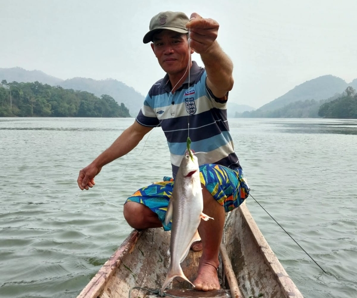 Luang Prabang: Mekong-Fischen mit einem lokalen Fischer und Mittagessen