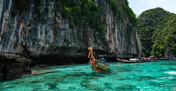 From Phi Phi: 7-Island Longtail Boat Tour with Snorkeling and Sunset