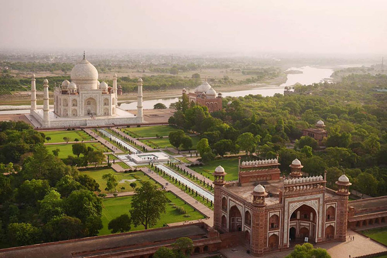 Agra: Taj Mahal and Mausoleum Guided Tour Skip-the-Line