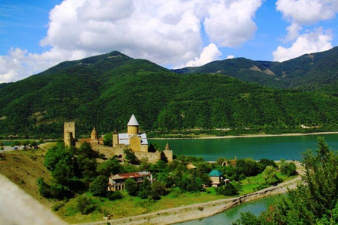 Tbilisi: Kazbegi Day Tour with Honey Tasting & Monasteries