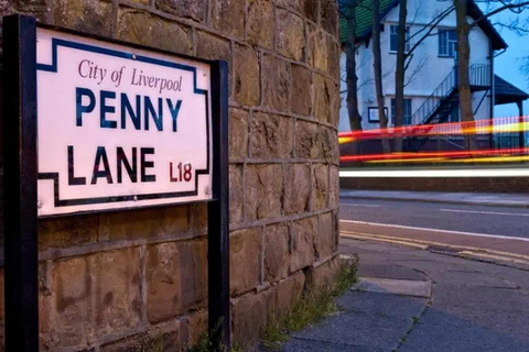 Liverpool: Beatles Semi-Private Taxi Tour