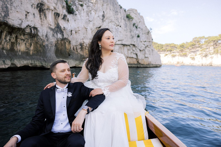 Marseille: 5-Hour Vintage Boat Tour for Couples