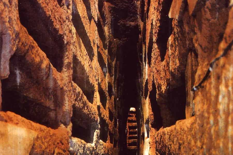 Rondleiding door de catacomben van San Callisto