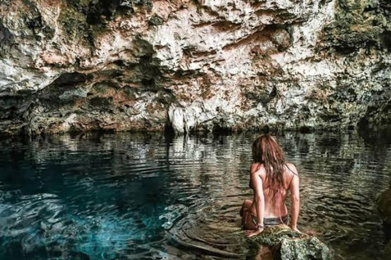 زنجبار: البحيرة الزرقاء ونجم البحر وكهف كوزا وسباحة السلاحفالنقل إلى الفندق داخل المنطقة الجنوبية