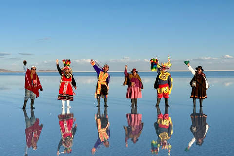 Uyuni: Salt Flats, Sunset & Stargazing Private Full Day Tour PRIVATE TOUR IN SPANISH