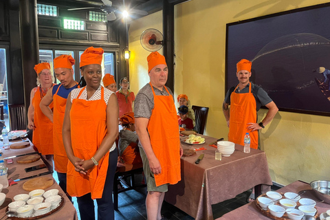 Hoi An: Cooking Class with Exploring Hoi An Market Morning Cooking Class