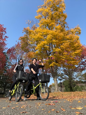Kanazawa E-Bike Highlights Tour: Castle, Garden & Market