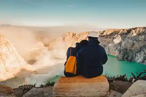 Bali to Ijen Volcano & Mount Bromo 2-Day Tour