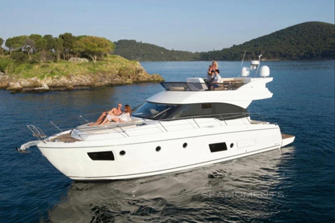 Mallorca: Private Yacht Cruise with Skipper and Lunch
