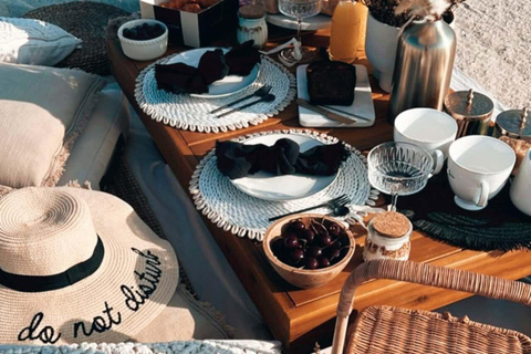 Privé picknick op maat op Sint MaartenPrivate Customizable Picnic Experience at Saint Martin