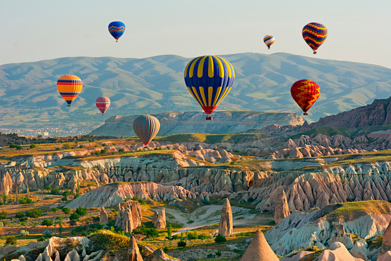 Desde Antalya Capadocia 2 Días, Hotel Cueva (Opcional)Alojamiento en hotel de 3 estrellas