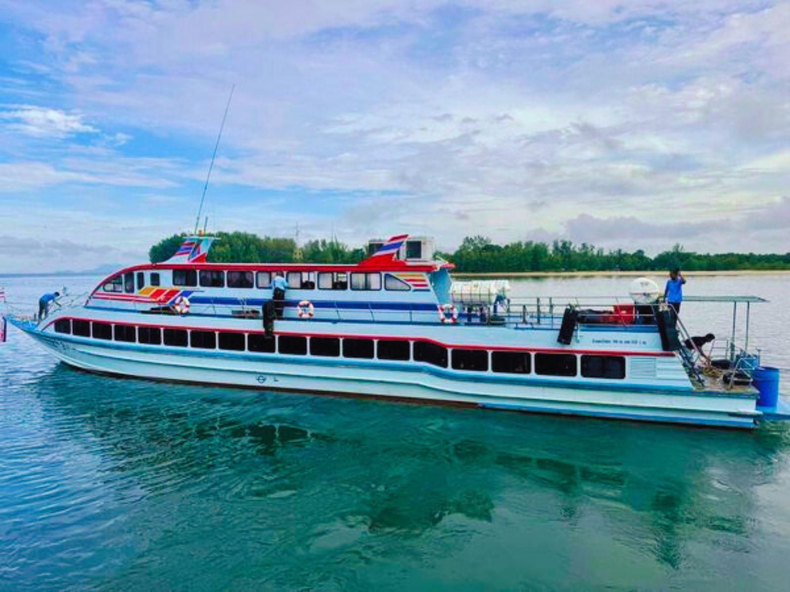 Koh Lanta: Fährtransfer von Koh Lanta nach Koh Jum, Koh Pu