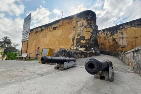 Mombasa Fort Jesus, Old Town & Market Walking Tour