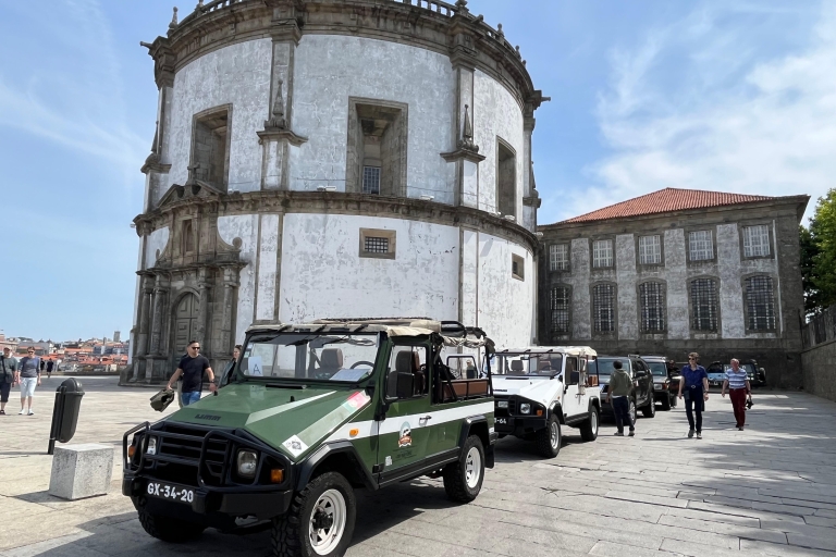 Historische avontuurlijke converteerbare UMM Portugese militaire jeepStandaard optie