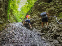 Ram Gorge Hiking Adventure - Housity