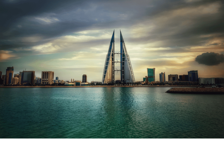 Manama: Bahrain City and Desert Tour with Transfers