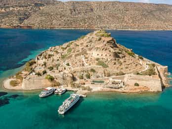 Elounda: Spinalonga Guided Boat Tour with BBQ and Swimming