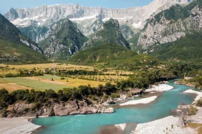 Historische Perlen Albaniens: Entdecke Gjirokastra und Tepelena