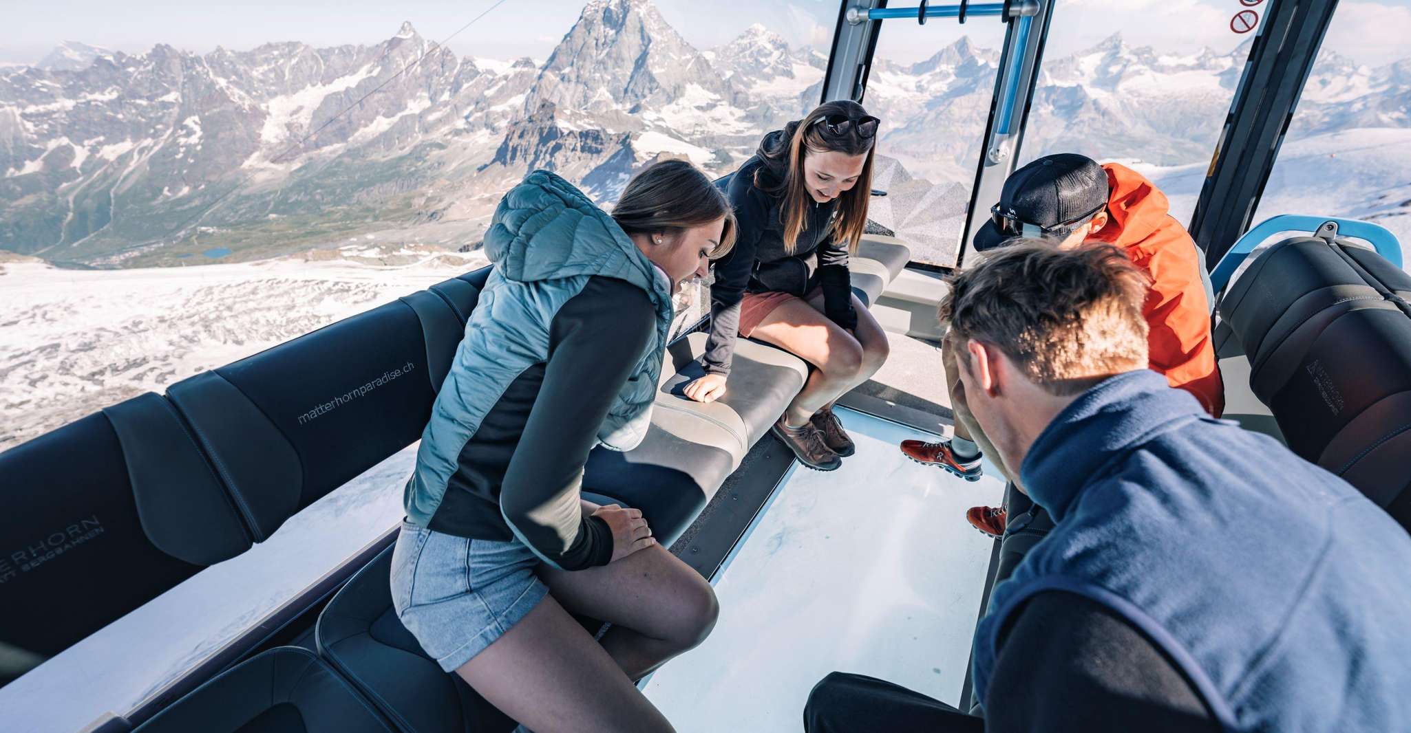 Suitetrails - Day to Zermatt,Matterhorn and Glacier Paradise from Montreux