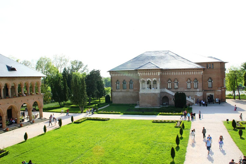 Snagov-klostret, barfotamunkarnas orden och palatsrundturSnagov-klostret, Discalced-munkarnas ordning och palatstur