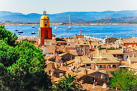 Desde transporte agradable y de ida y vuelta a Saint Tropez en barco - Housity