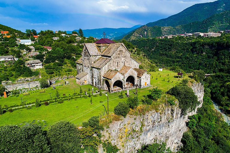 Tbilisi: Armenia Day Trip with Lake Sevan and Yerevan