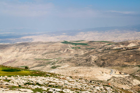 Från Amman: Dagsutflykt till Neboberget, Madaba och dopställetEndast transport